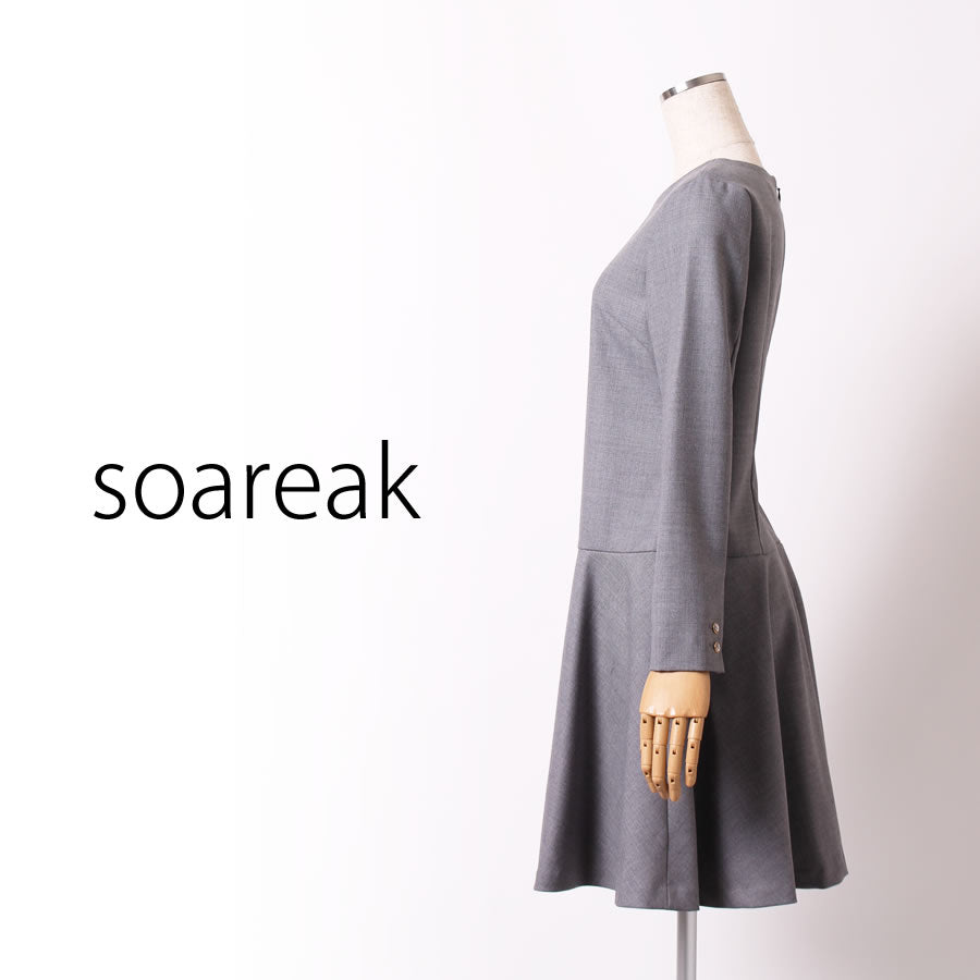 ローウエスト ウールワンピース(Mサイズ/グレー/soareak(ソアリーク))