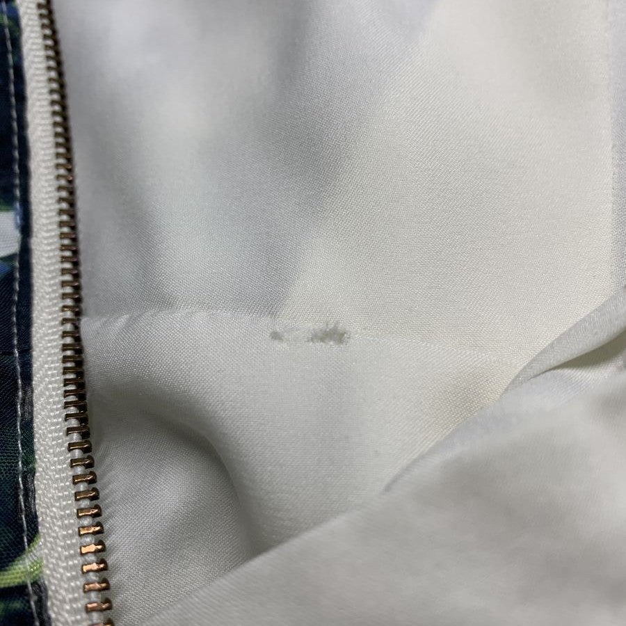 水彩フラワー ワンピース(Mサイズ/ホワイト/YECCA VECCA(イェッカヴェッカ))USED