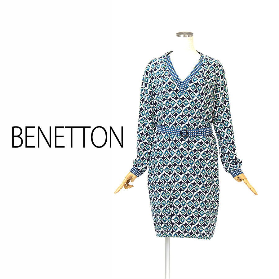 タックプリントワンピース(Mサイズ/レッド/BENETTON (UNITED COLORS OF BENETTON)(ベネトン(ユナイテッド カラーズ オブ ベネトン)))USED