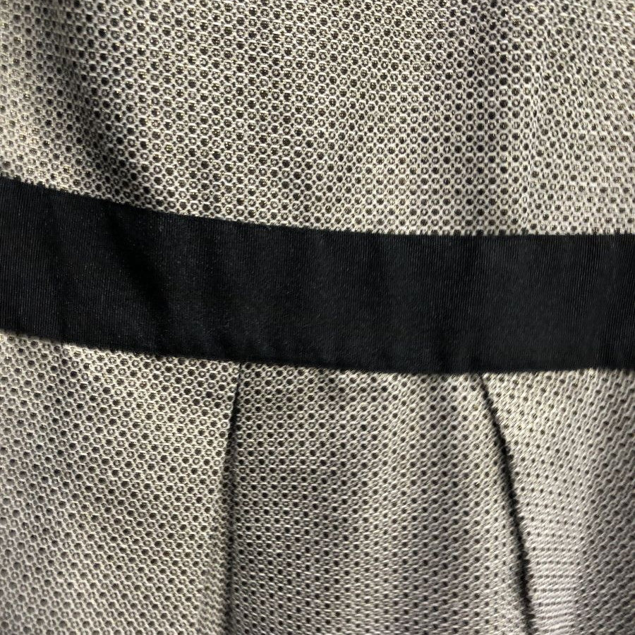 光沢 ジャガード ノースリーブ ワンピース(Mサイズ/ゴールド/BENETTON (UNITED COLORS OF BENETTON)(ベネトン(ユナイテッド カラーズ オブ ベネトン)))USED