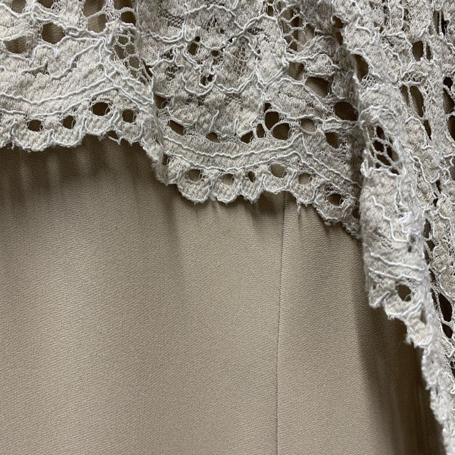 troisiemechaco レース×ダブルクロスワンピース(Mサイズ/ベージュ/CORTESWORKS(コルテスワークス))USED