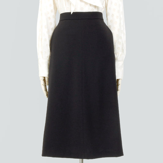 セミフレアスカート(Mサイズ／ネイビー／自由区(ジユウク))USED