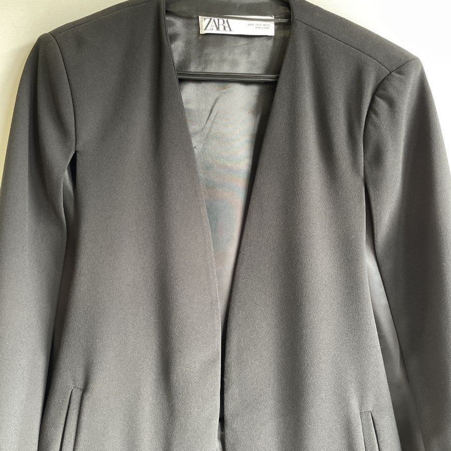 スリット入りケープ(Mサイズ／ブラック／ZARA(ザラ)),春,秋,USED – Merblue