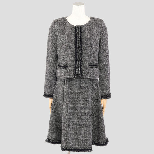 ノーカラージャケット&フレアワンピースフリンジデザインセットアップスーツ(Lサイズ／グレー／GIRL(ガール)),春,秋,冬,USED
