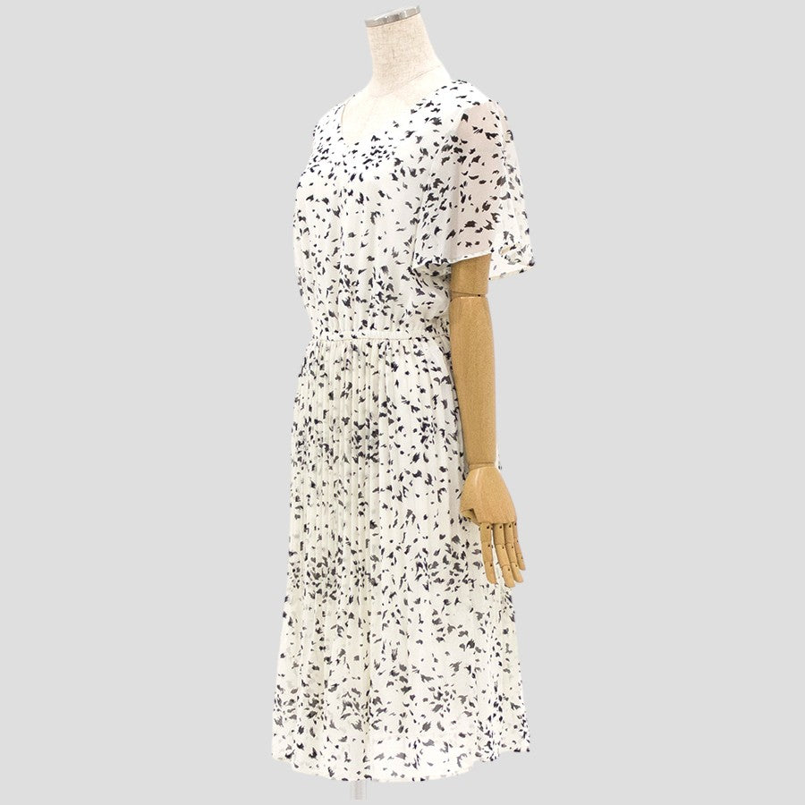 アニマルプリントワンピース(Mサイズ／ホワイト／FABIA(ファビア))USED