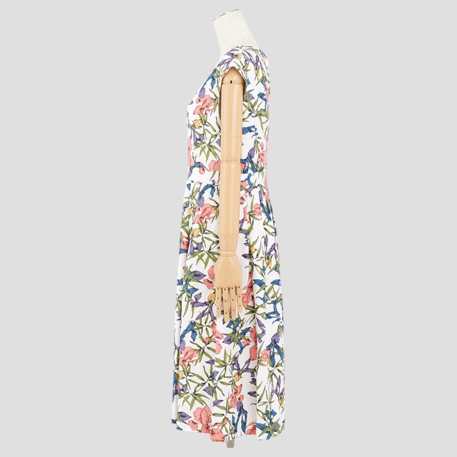 麻混フラワープリントワンピース(Mサイズ／ホワイト／Verseau(ヴェルソー))USED