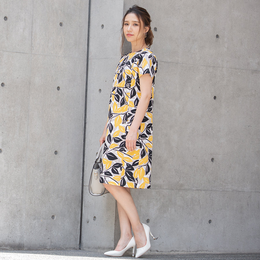 ストレッチピケ・ボタンワンピース(Mサイズ／イエロー／DoCLASSE(ドゥクラッセ))USED