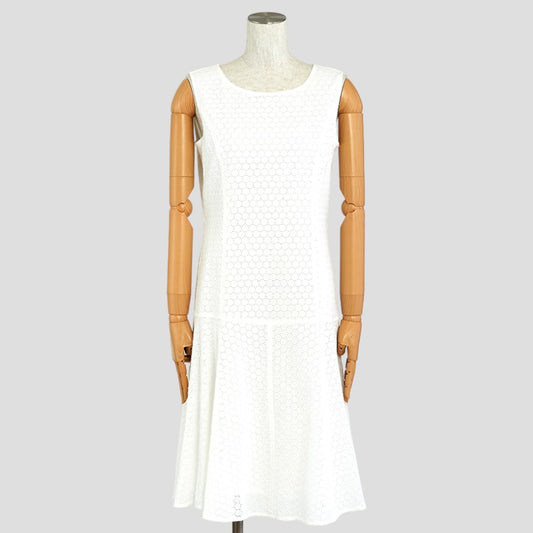 レースシャーリング裾フレアワンピース(Mサイズ／ホワイト／PLUSIV(プラッシヴ))USED