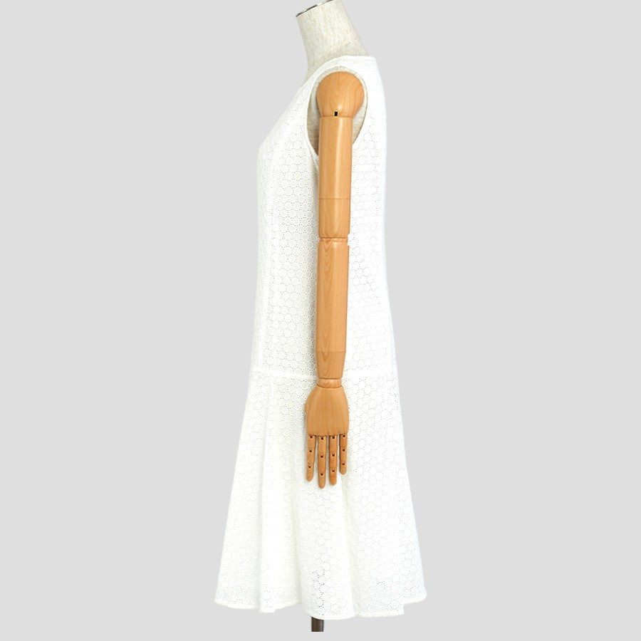 レースシャーリング裾フレアワンピース(Mサイズ／ホワイト／PLUSIV(プラッシヴ))USED