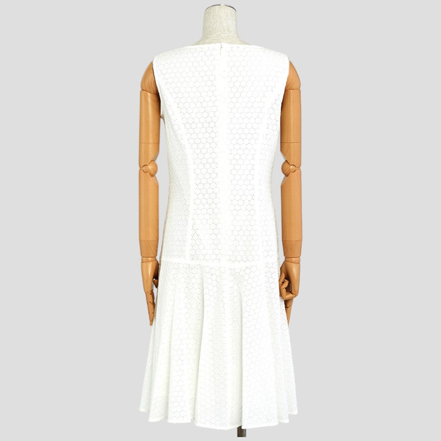 レースシャーリング裾フレアワンピース(Mサイズ／ホワイト／PLUSIV(プラッシヴ))USED